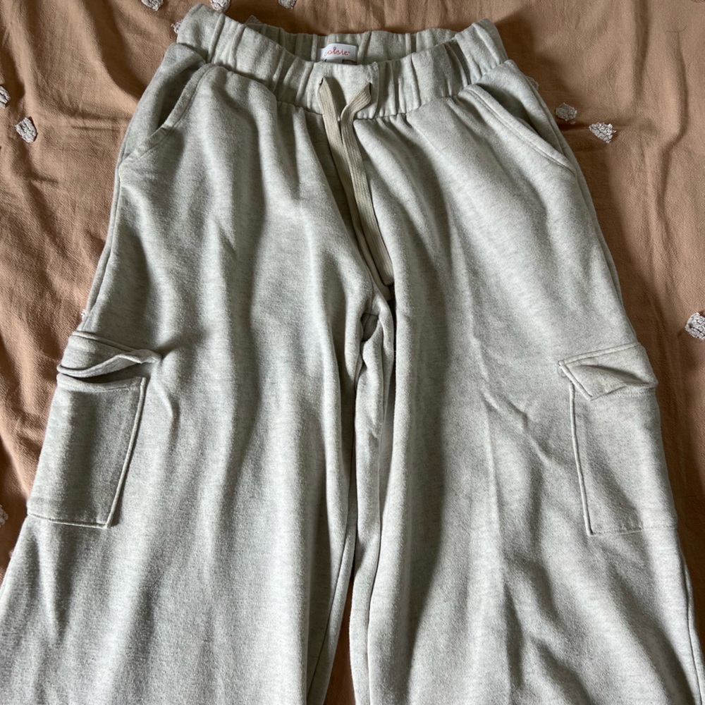 Colsie Cargo Cream Cargo Pants